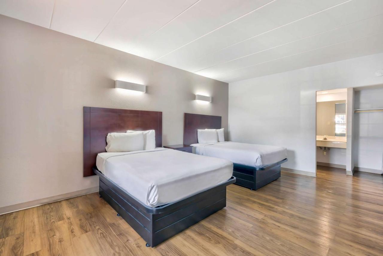 Motel 6-Falls Church, Va - Arlington Boulevard Ngoại thất bức ảnh