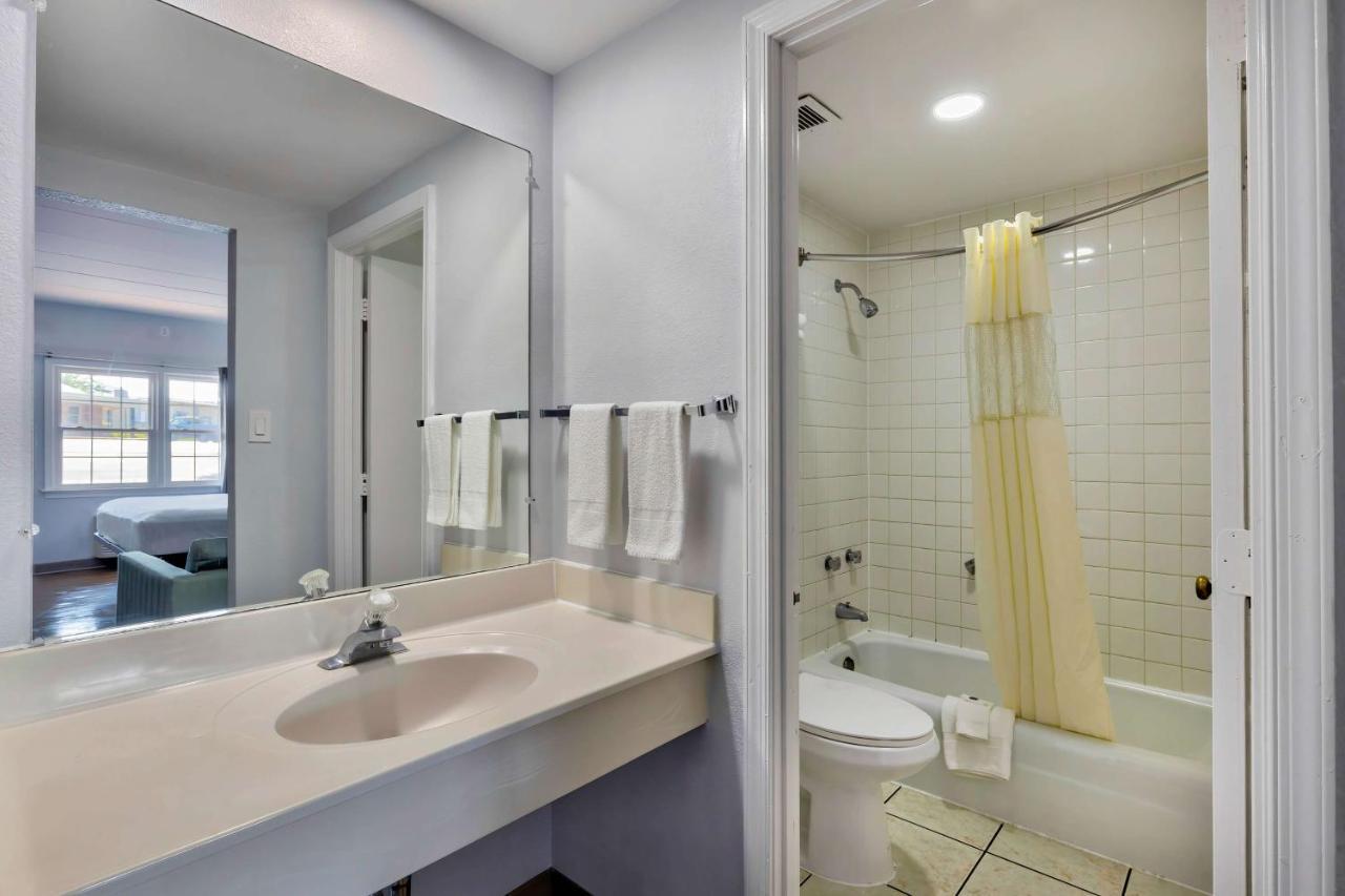 Motel 6-Falls Church, Va - Arlington Boulevard Ngoại thất bức ảnh